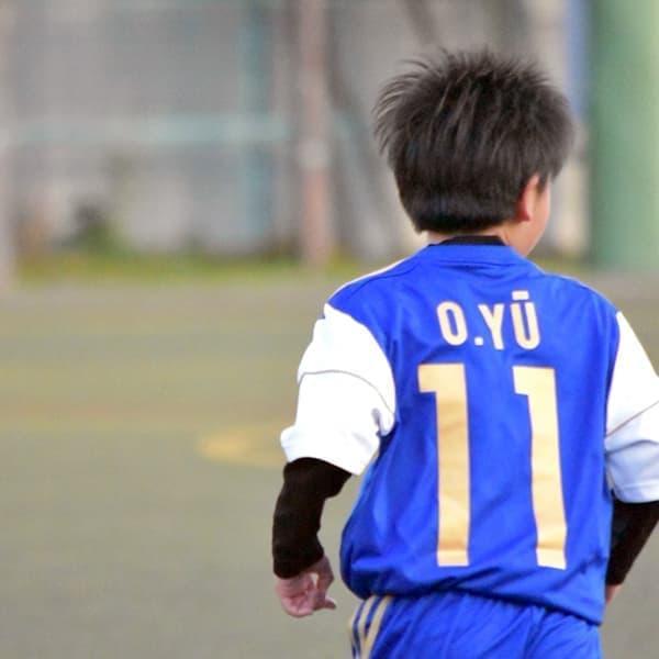 興津大三　DAIZO　FOOTBALL　FAMILLIAR SOCCER サッカー　フットボール　ファミリア　だいぞう　おきつ　静岡　清水　島田　shimada しまだ　あかでみー　奈良　山辺高校　ボスコヴィラ　ボスコビラ　山辺高校　選手権　ユース　ジュニアユース　ユース　中学生　小学生　サッカースクール　淡路島　清水商業　清商　サッカー部　優勝　全日本　陸上　兵庫　プロ　Jリーガー　大和高原　アルトラ　あるとら　筑波大学　エスパルス　スカウト　アーセナル