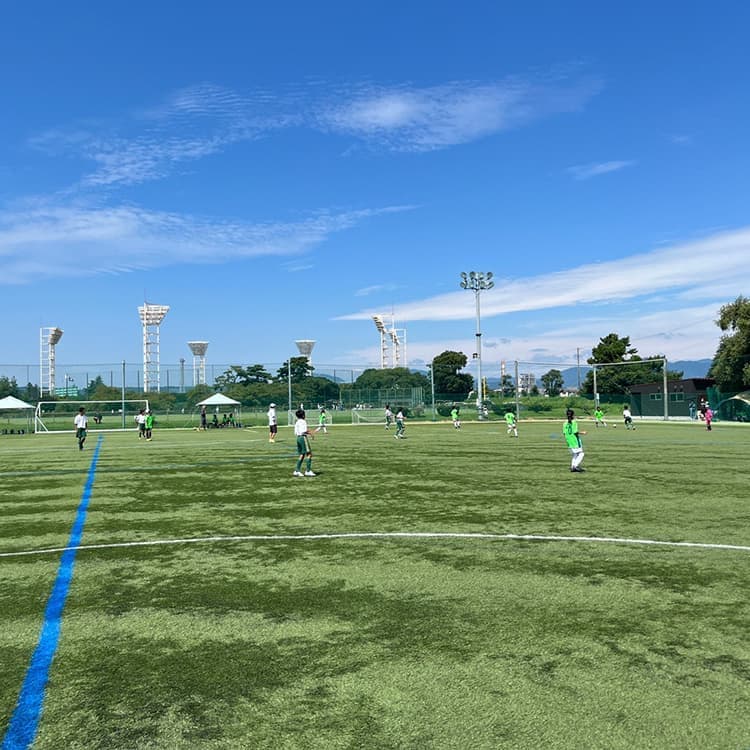 興津大三　DAIZO　FOOTBALL　FAMILLIAR SOCCER サッカー　フットボール　ファミリア　だいぞう　おきつ　静岡　清水　島田　shimada しまだ　あかでみー　奈良　山辺高校　ボスコヴィラ　ボスコビラ　山辺高校　選手権　ユース　ジュニアユース　ユース　中学生　小学生　サッカースクール　淡路島　清水商業　清商　サッカー部　優勝　全日本　陸上　兵庫　プロ　Jリーガー　大和高原　アルトラ　あるとら　筑波大学　エスパルス　スカウト　アーセナル